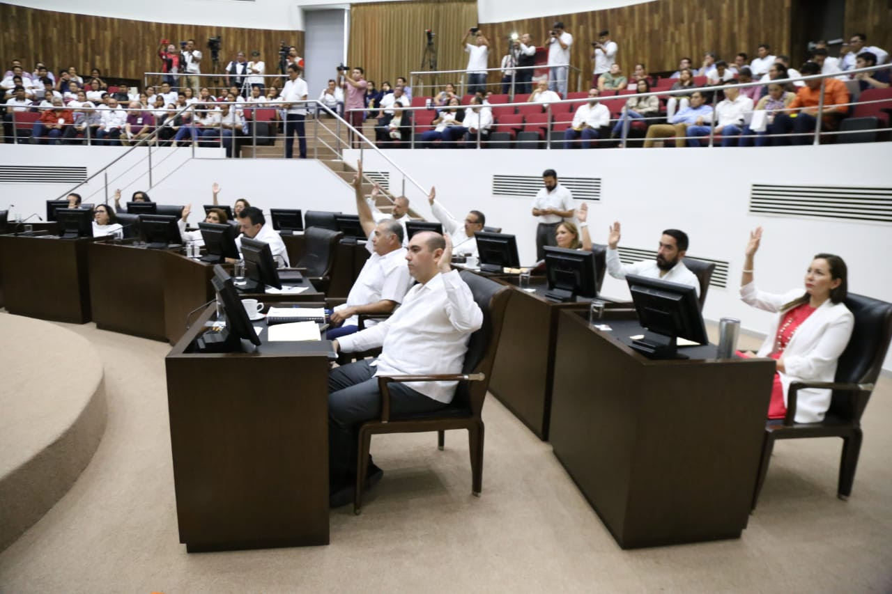 LXII Legislatura aprueba convocatorias para Codhey y Medalla Héctor Victoria 