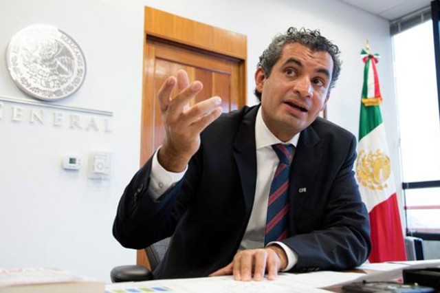 El PRI ha reportado de manera oportuna los gastos de precampaña de José Antonio Meade al INE, cumpliendo con la transparencia y la rendición de cuentas