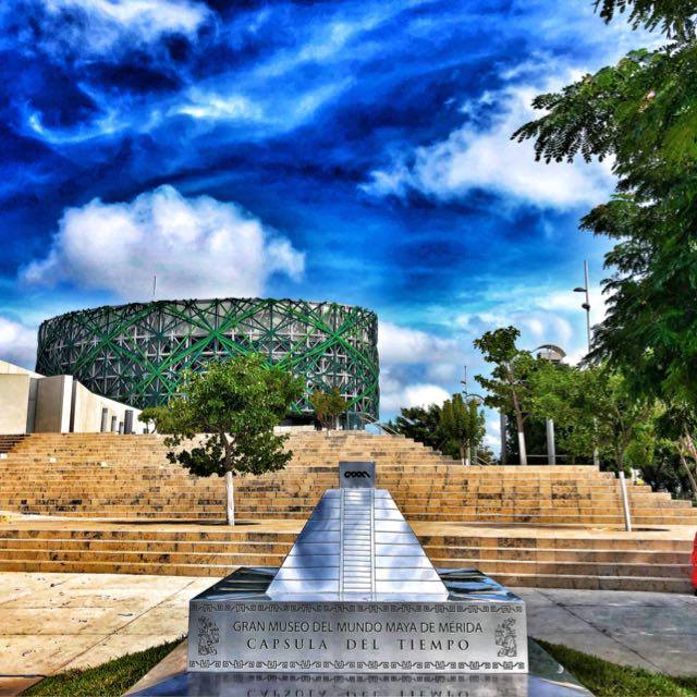 Resguardo de la Cápsula del Tiempo del Gran Museo del Mundo Maya de Mérida