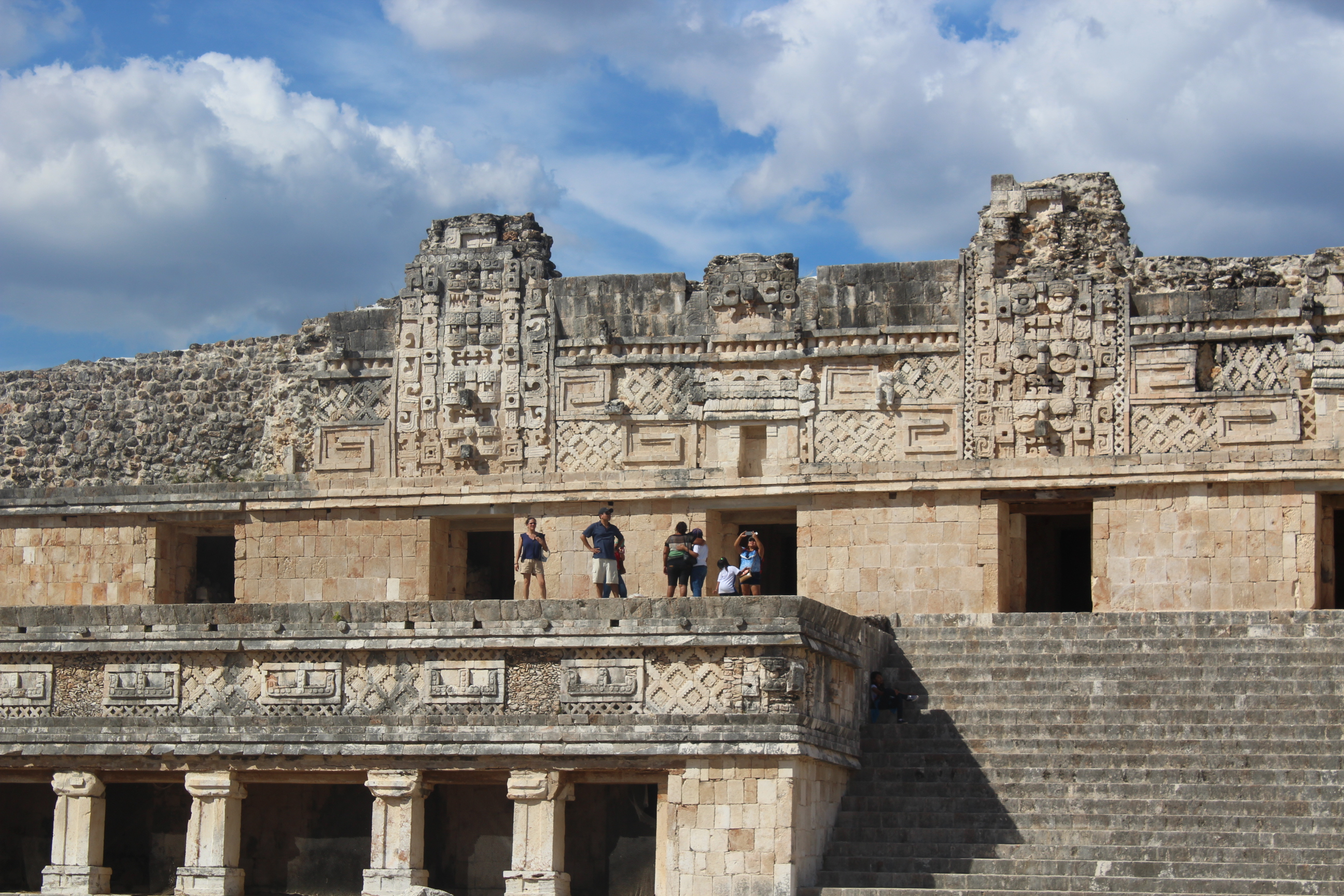 Yucatecos continuarán exentos de pago estatal para ingresar a zonas arqueológicas