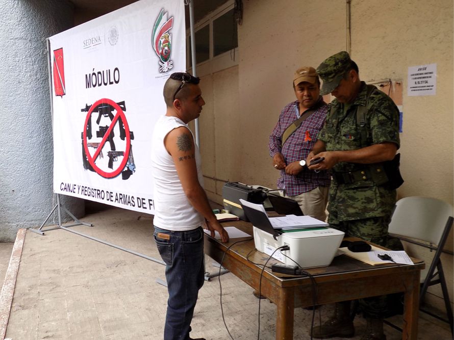 Canje y Registro de Armas en Tinum
