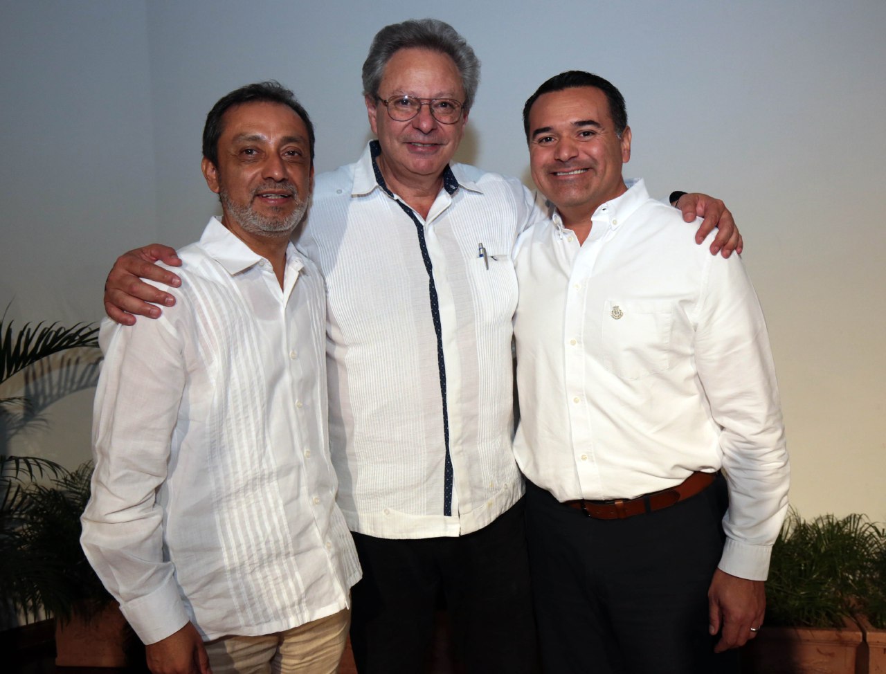 El alcalde Renán Barrera suma esfuerzos con la sociedad para fortalecer el tejido social y preservar la tranquilidad en Mérida.
